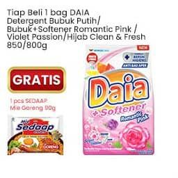 Promo Harga Daia Deterjen Bubuk Putih, + Softener Pink, + Softener Violet, Clean Fresh Hijab 850 gr - Indomaret