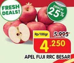 Promo Harga Apel Fuji RRC Besar per 100 gr - Superindo