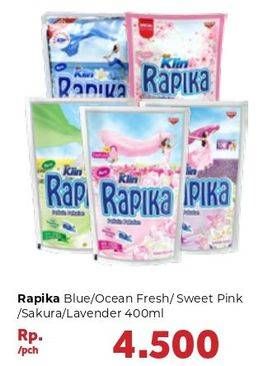 Promo Harga SO KLIN Rapika Pelicin Pakaian Lavender Splash, Sakura Strawberry 400 ml - Carrefour
