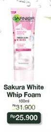 Promo Harga GARNIER Sakura White Gentle Deep Whip Foam 100 ml - Indomaret