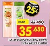 Promo Harga SUNSILK Hijab Shampoo Refresh Anti Dandruff, Refresh Hairfall Solution 320 ml - Superindo