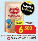 Promo Harga NESTLE CERELAC Nutripuffs Banana Orange, Banana Strawberry 25 gr - Superindo