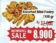 Promo Harga Assorted Mini Pastry per 100 gr - Hypermart