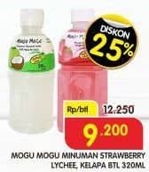 Promo Harga Mogu Mogu Minuman Nata De Coco Kelapa, Leci, Strawberry 320 ml - Superindo