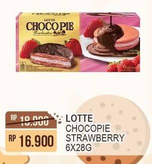 Promo Harga Lotte Chocopie Marshmallow Strawberry per 6 pcs 26 gr - Alfamart