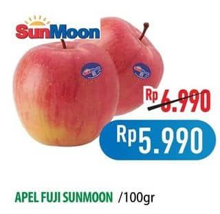 Promo Harga Apel Fuji Sunmoon per 100 gr - Hypermart