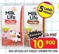 Promo Harga Milk Life UHT Stroberi, Cokelat 125 ml - Superindo