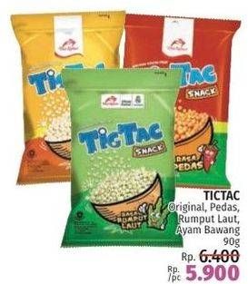 Promo Harga Dua Kelinci Tic Tac Original, Pedas, Rumput Laut, Ayam Bawang 90 gr - LotteMart