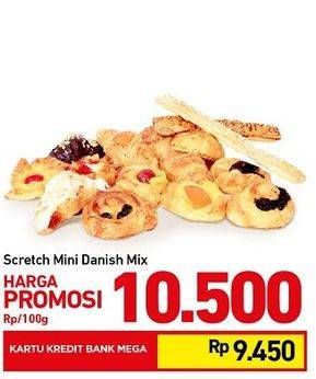 Promo Harga Scretch Mini Danish Mix per 100 gr - Carrefour