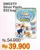 Promo Harga Sweety Silver Pants S32 32 pcs - Indomaret