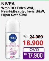 Promo Harga Nivea Deo Roll On Extra Whitening, Pearl Beauty, Black White Invisible Clear, Bright Hijab Soft 50 ml - Alfamart