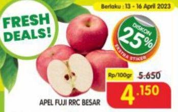 Promo Harga Apel Fuji RRC Besar per 100 gr - Superindo