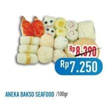 Promo Harga Aneka Bakso Seafood per 100 gr - Hypermart