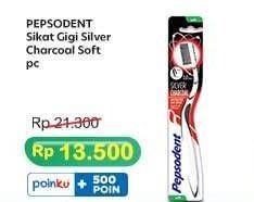 Promo Harga Pepsodent Sikat Gigi Silver Charcoal Soft 1 pcs - Indomaret