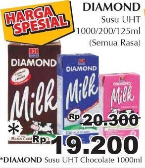 Promo Harga DIAMOND Milk UHT Chocolate 1000 ml - Giant