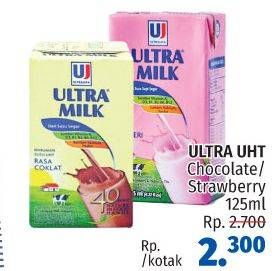 Promo Harga ULTRA MILK Susu UHT Coklat, Stroberi 125 ml - LotteMart