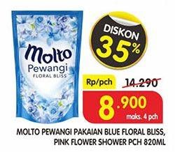 Promo Harga MOLTO Pewangi Blue, Pink 820 ml - Superindo