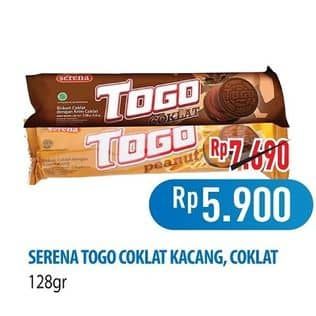 Promo Harga Serena Togo Biskuit Cokelat Peanut, Chocolate 128 gr - Hypermart