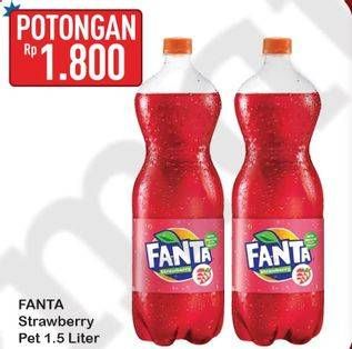 Promo Harga FANTA Minuman Soda Strawberry 1500 ml - Hypermart