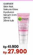 Promo Harga Garnier Sakura Glow Serum Cream SPF30 20 ml - Indomaret