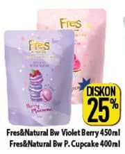 Promo Harga Fres & Natural Body Wash Dessert Collection Berry Macaron, Pink Cupcake 450 ml - Hypermart