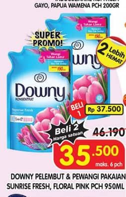 Promo Harga Downy Pewangi Pakaian Sunrise Fresh, Floral Pink 900 ml - Superindo