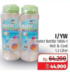Promo Harga I/YW Water Bottle  1806-1 1200 ml - Lotte Grosir