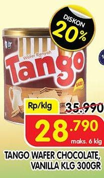 Promo Harga TANGO Wafer Chocolate, Vanilla Milk 300 gr - Superindo