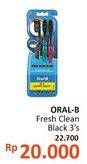 Promo Harga ORAL B Toothbrush Fresh Clean 3 pcs - Alfamidi