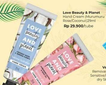 Promo Harga LOVE BEAUTY AND PLANET Hand Cream Delicious Glow, Luscious Hydration 29 ml - Carrefour
