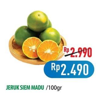 Promo Harga Jeruk Siam Madu per 100 gr - Hypermart