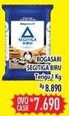 Promo Harga Bogasari Tepung Terigu Segitiga Biru 1 kg - Hypermart