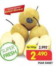 Promo Harga Pear Sweet per 100 gr - Superindo