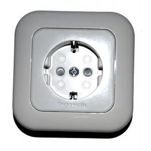 Stop Kontak Dengan Grounding PANASONIC