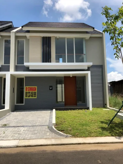 Rumah North West Park Citraland Utara Surabaya