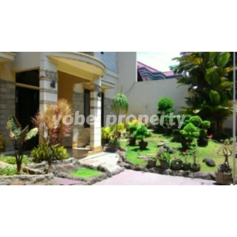 RUMAH MEWAH TENGGILIS SURABAYA