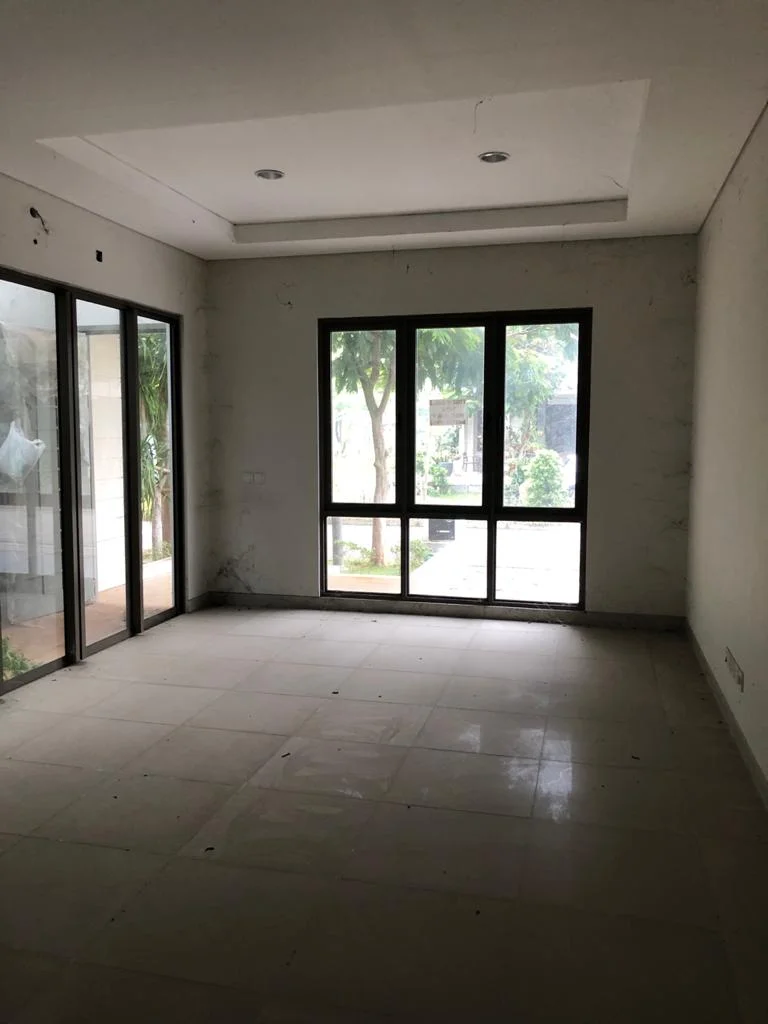 Rumah Baru Bumi Serpong Damai TangSel — foto 2