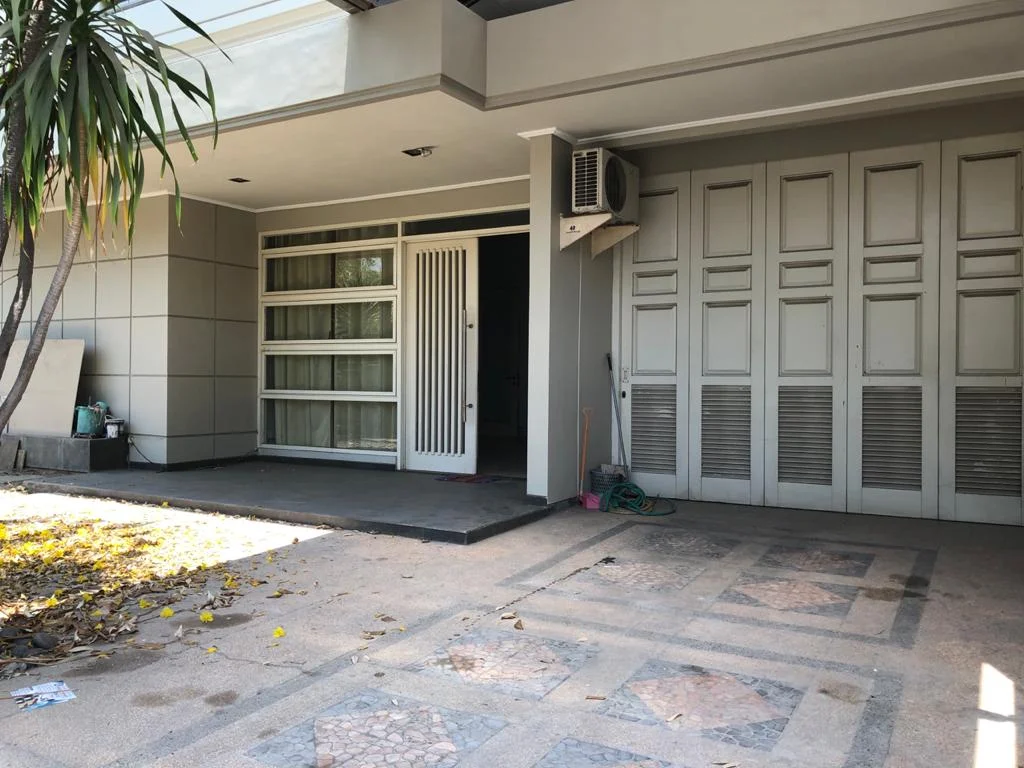 Rumah Minimalis Margorejo Indah Surabaya Lingkungan Nyaman Lokasi Strategis — foto 2