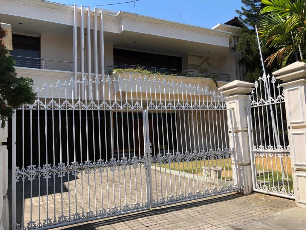 Rumah Siap Huni Kertajaya Indah Surabaya — foto 1