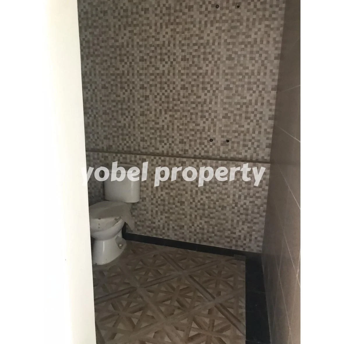 RUMAH BARU GRESS PAKUWON CITY SURABAYA — foto 3