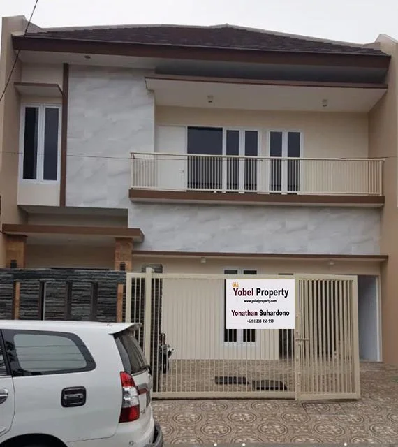 Rumah Dua Lantai Penjaringan Asri Surabaya — foto 1