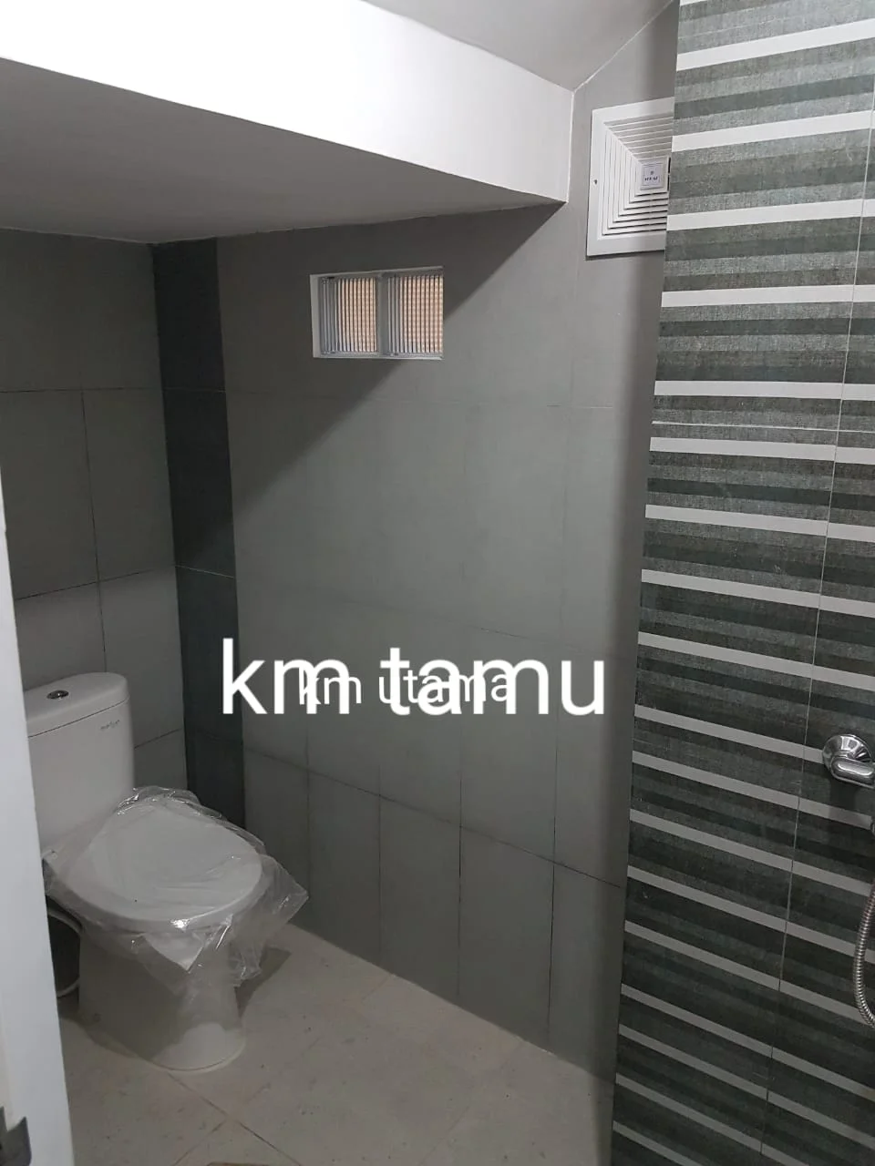Rumah Dua Lantai Penjaringan Asri Surabaya — foto 4