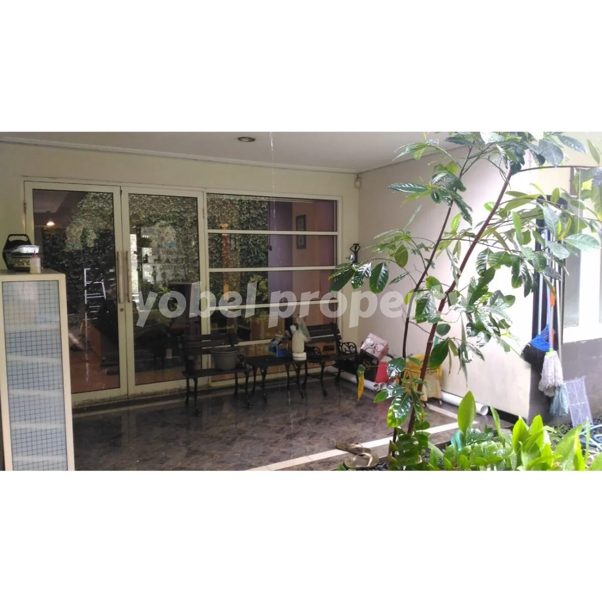 Rumah Asri Kupang Indah Surabaya — foto 5