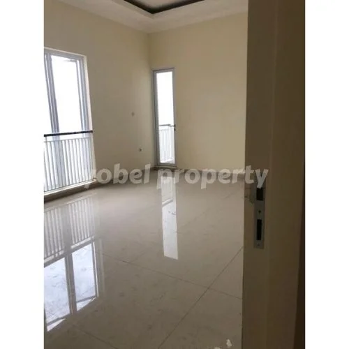 Rumah Baru Minimalis Pakuwon City Surabaya — foto 3