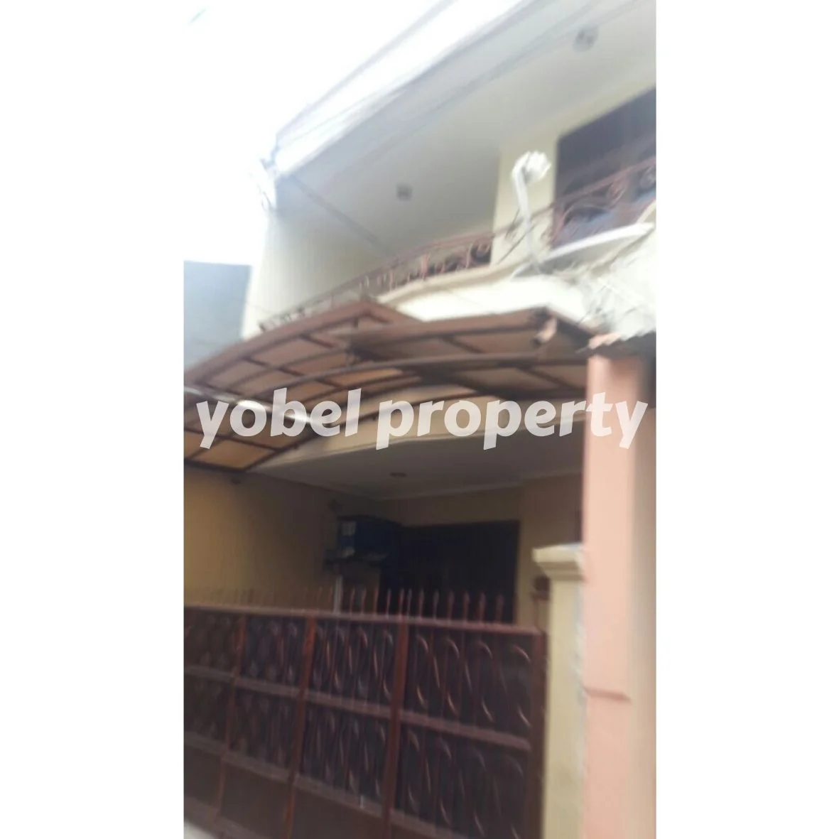 RUMAH DUA LANTAI TANJUNG DUREN JAKARTA BARAT — foto 1