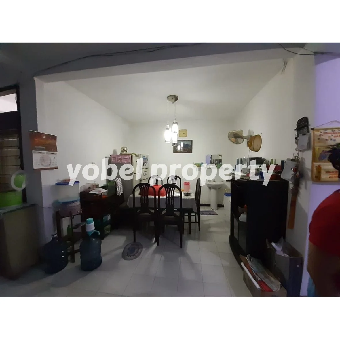 RUMAH DUA LANTAI UNTUK KOST WISMA PERMAI SURABAYA — foto 3
