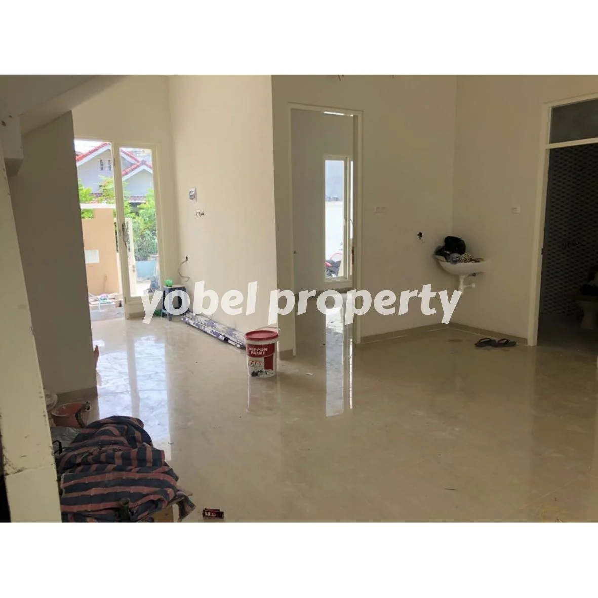 RUMAH BARU MINIMALIS KLAMPIS SEMOLO TIMUR SURABAYA — foto 4