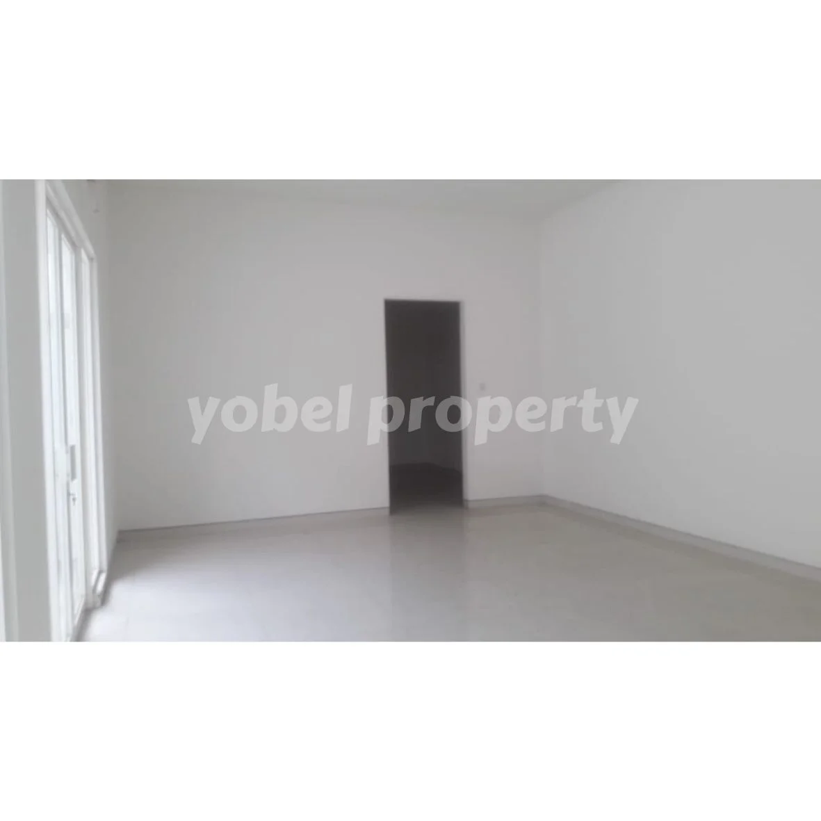 Rumah Minimalis Pakuwon City Surabaya — foto 2