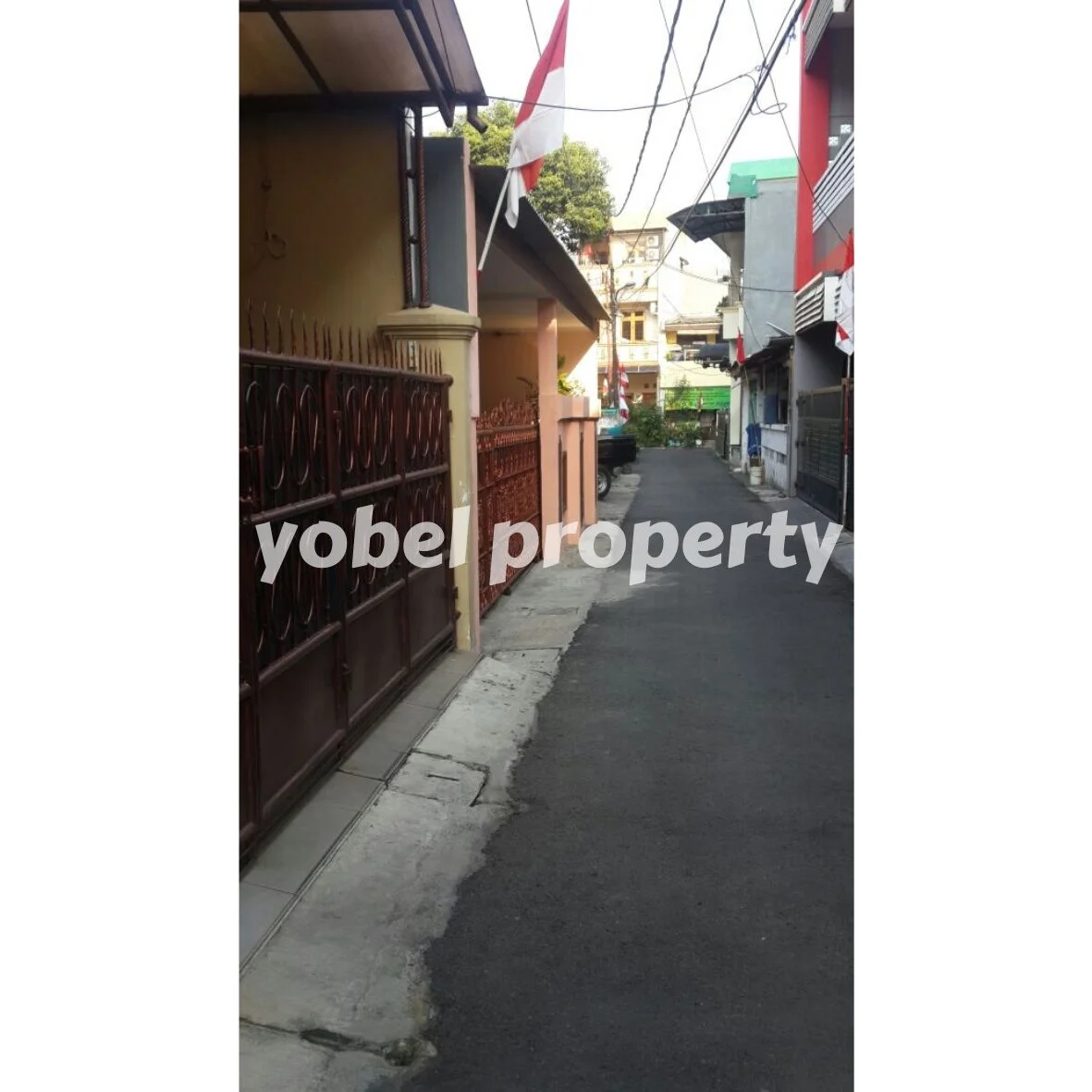 RUMAH DUA LANTAI TANJUNG DUREN JAKARTA BARAT — foto 3