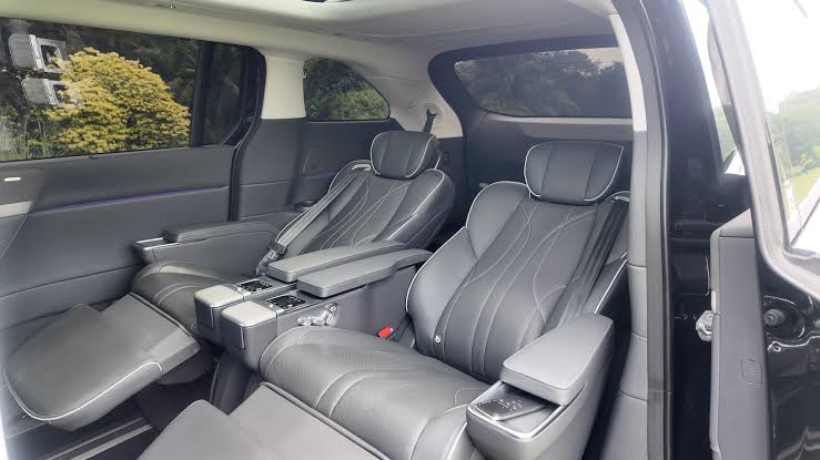 Melihat Kemewahan Captain Chairs pada Interior XPENG X9